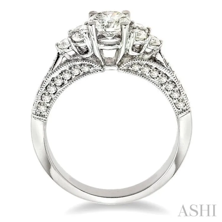 1 1/4 Ctw Diamond Engagement Ring with 5/8 Ct Round Cut Center Stone in 14K White Gold