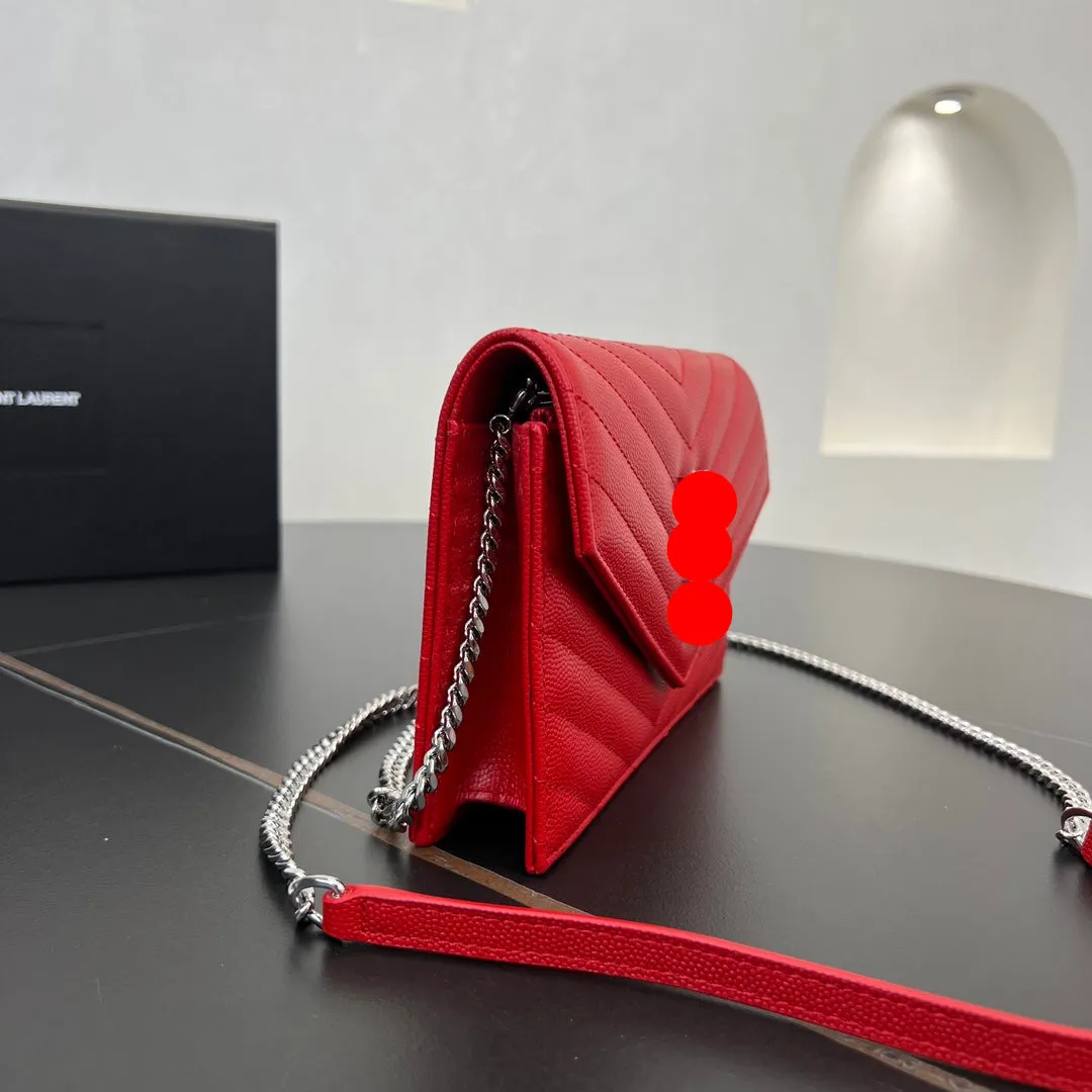 19cm red silver chain ball patterned leather envelope 393953