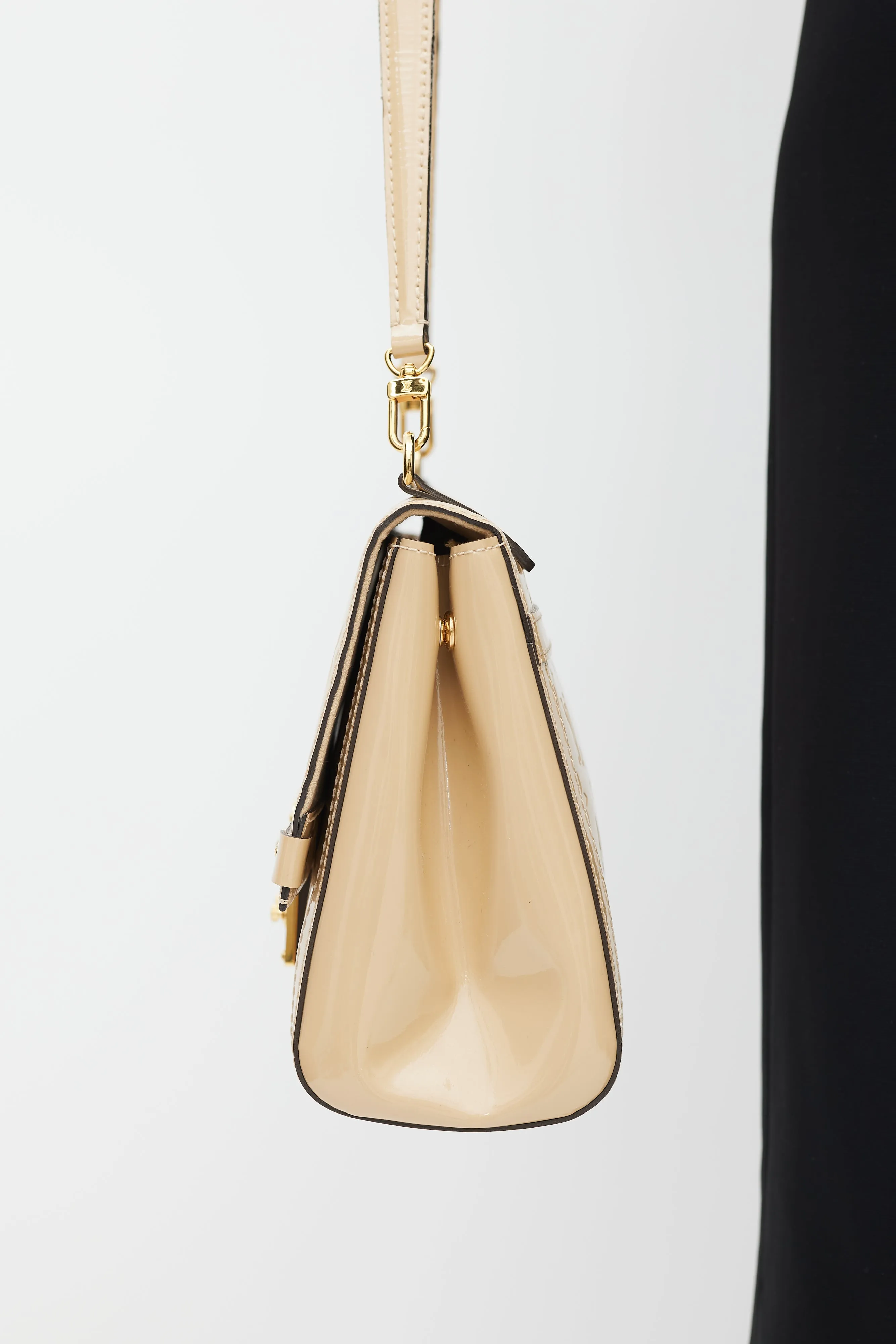 2015 Beige Monogram Vernis Leather Venice Dune Bag