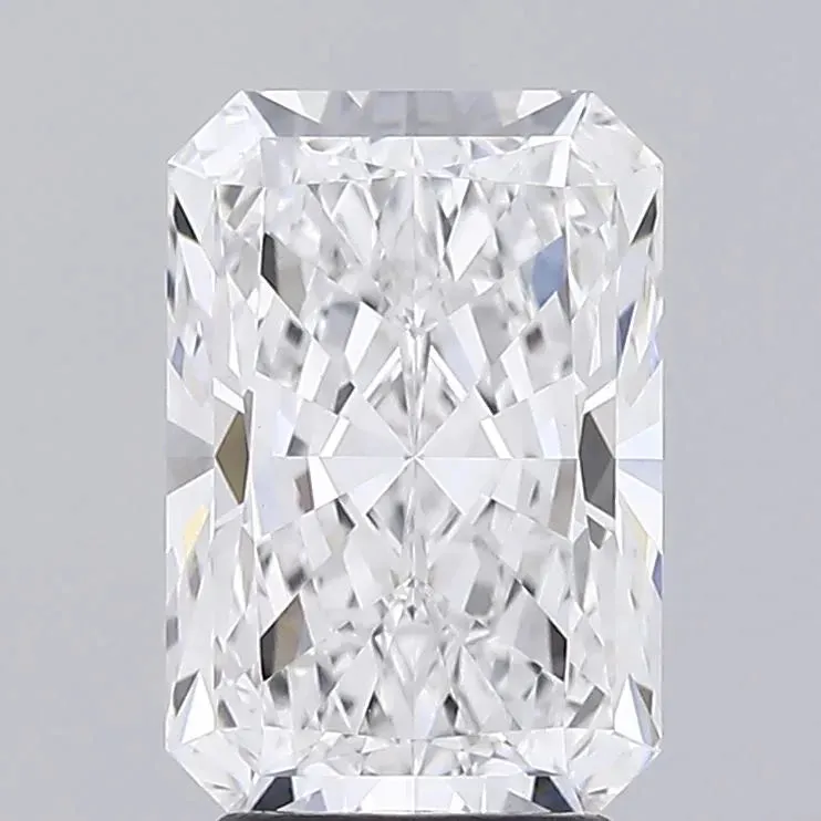 3.3 Carat Radiant  Excellent | E | VVS2