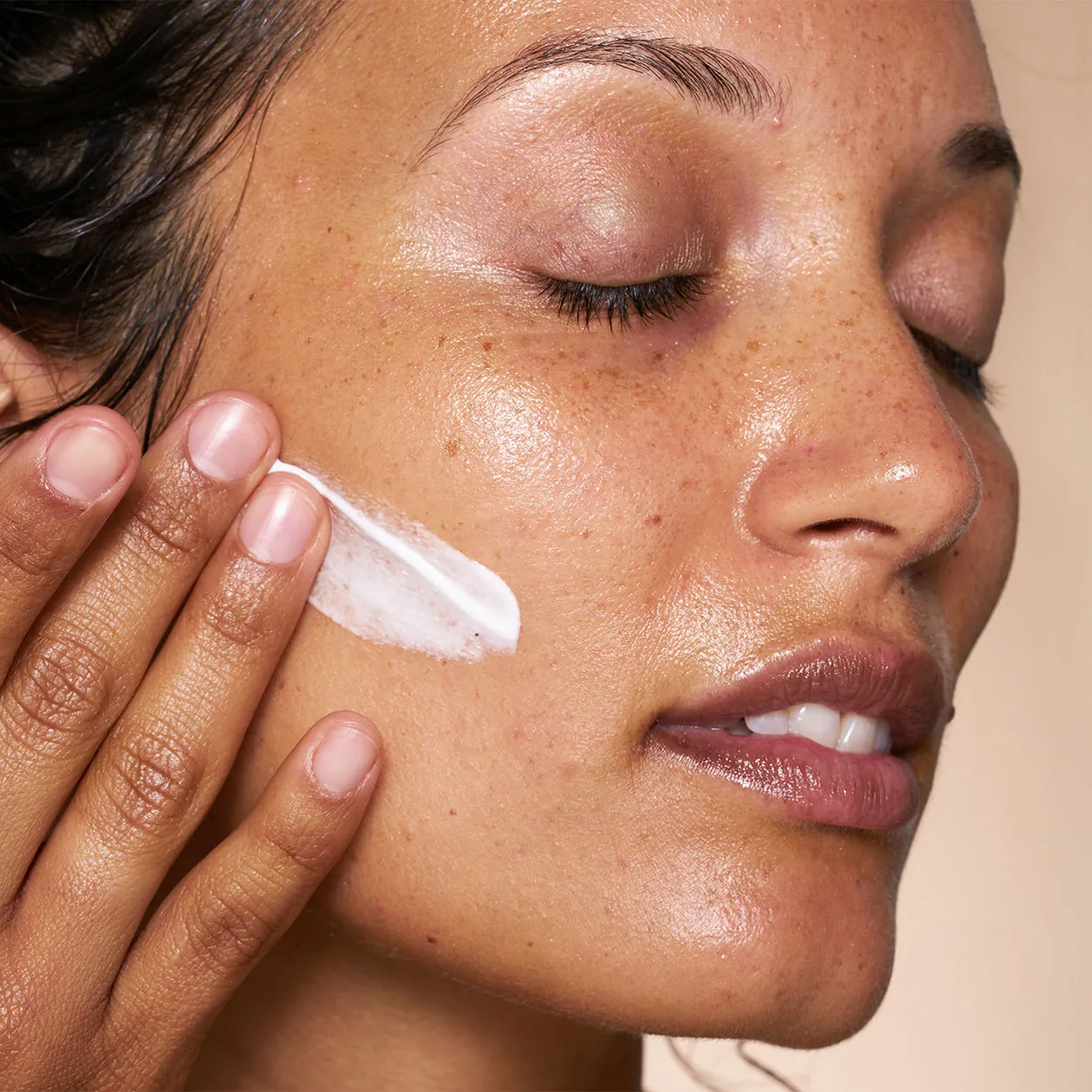 Atmosphere Protection® Cream