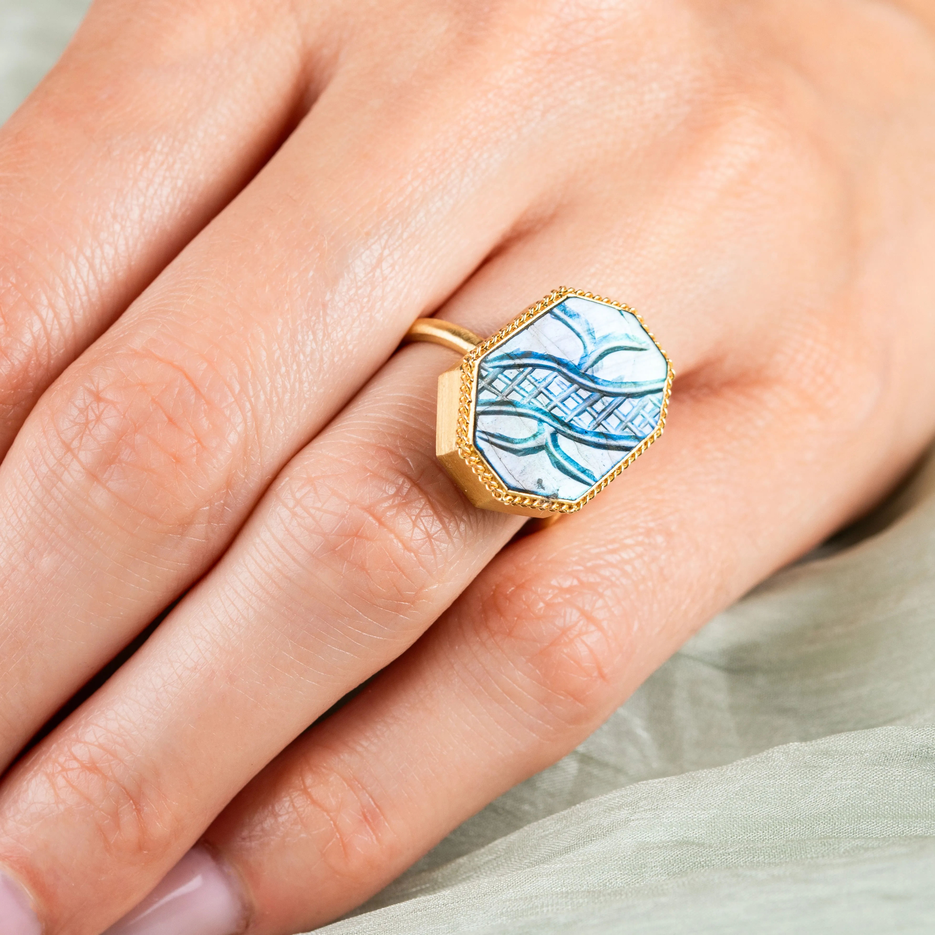 Carved Design Labradorite Ring