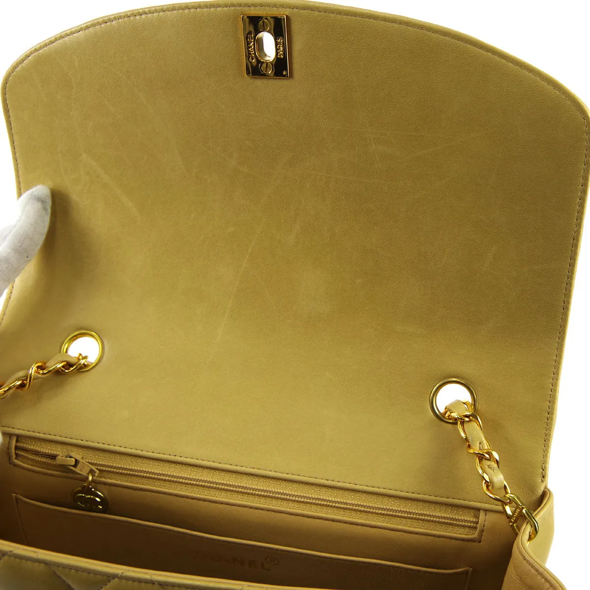 Chanel * 1991-1994 Beige Lambskin Medium Diana Shoulder Bag