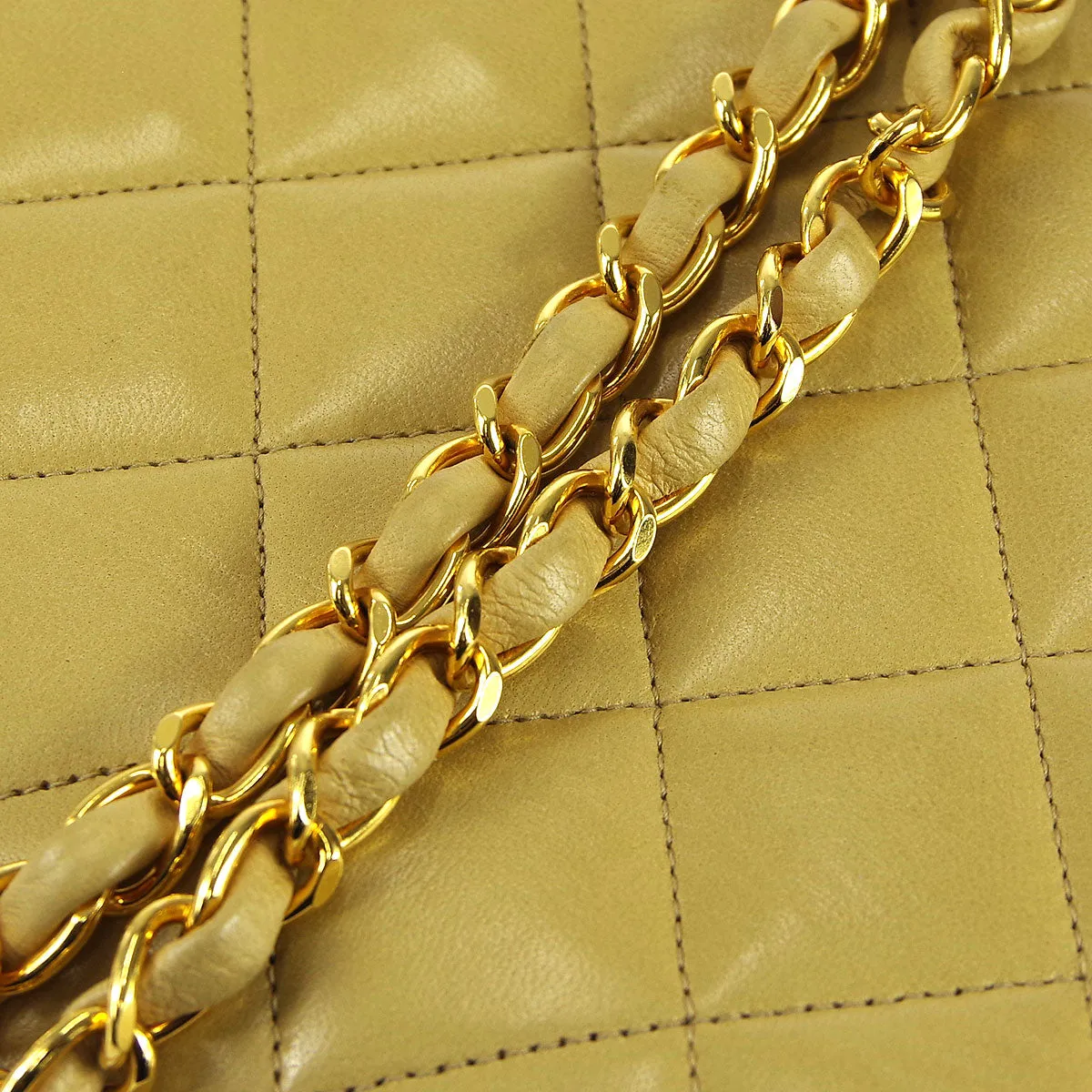 Chanel * 1991-1994 Beige Lambskin Medium Diana Shoulder Bag