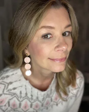 Elle Earrings - Linen