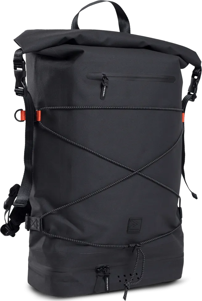 IAMRUNBOX Spin Bag 30L Black | Buy IAMRUNBOX Spin Bag 30L Black here | Outnorth