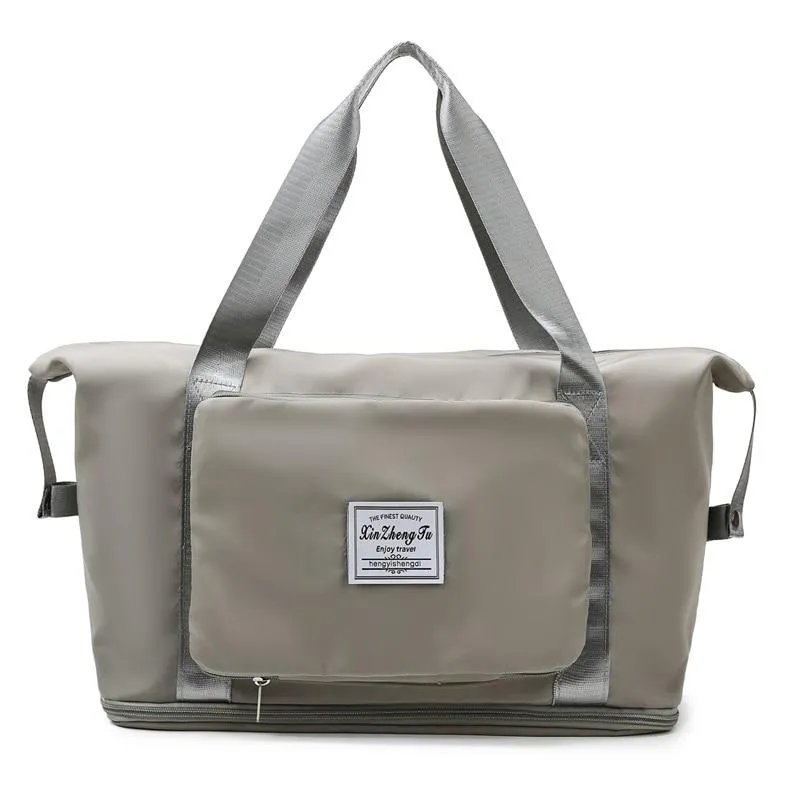 LARGE CAPACITY FOLDING TRAVEL BAG