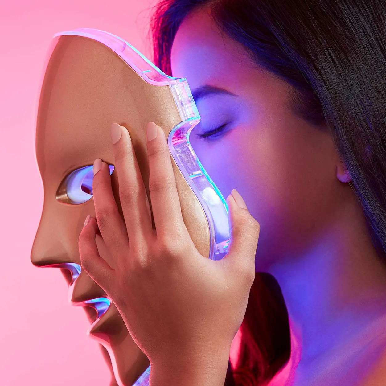 Light Therapy Golden Facial Treatment Device