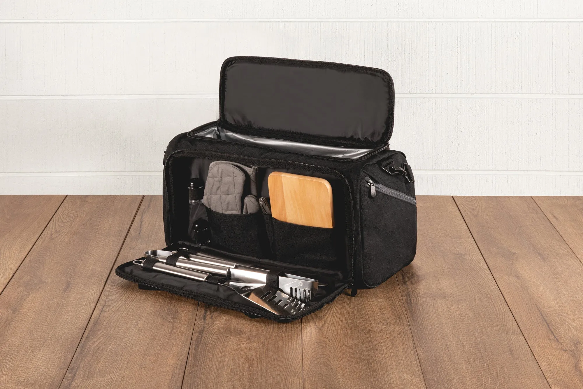 Minnesota Twins - BBQ Kit Grill Set & Cooler