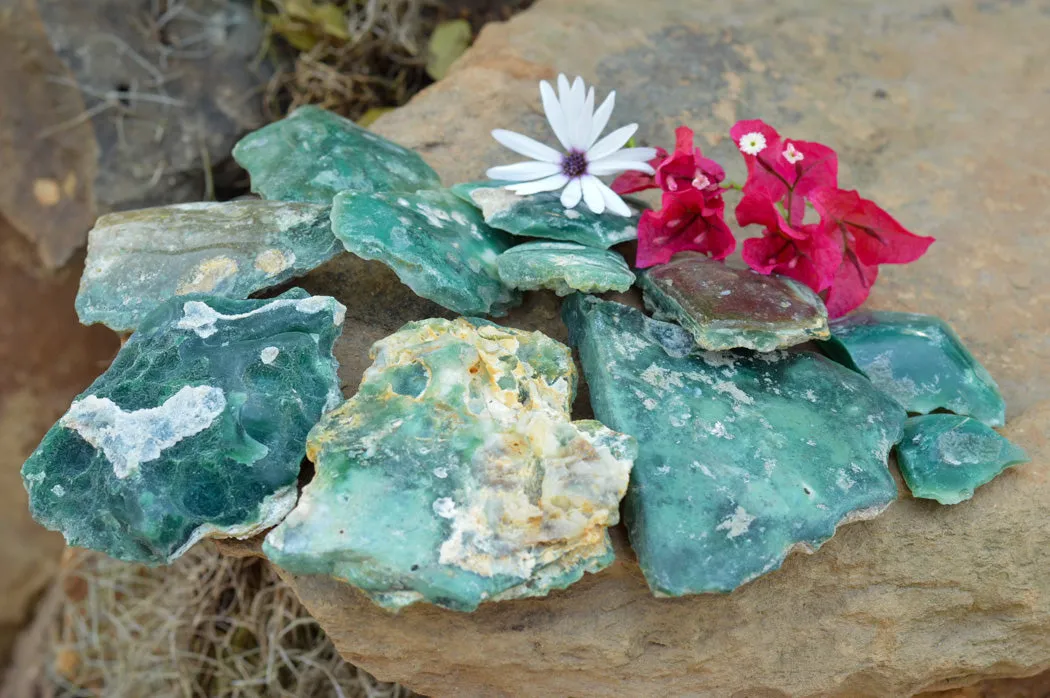 Natural Emerald Mtorolite Plates x 16 From Mutorashanga, Zimbabwe