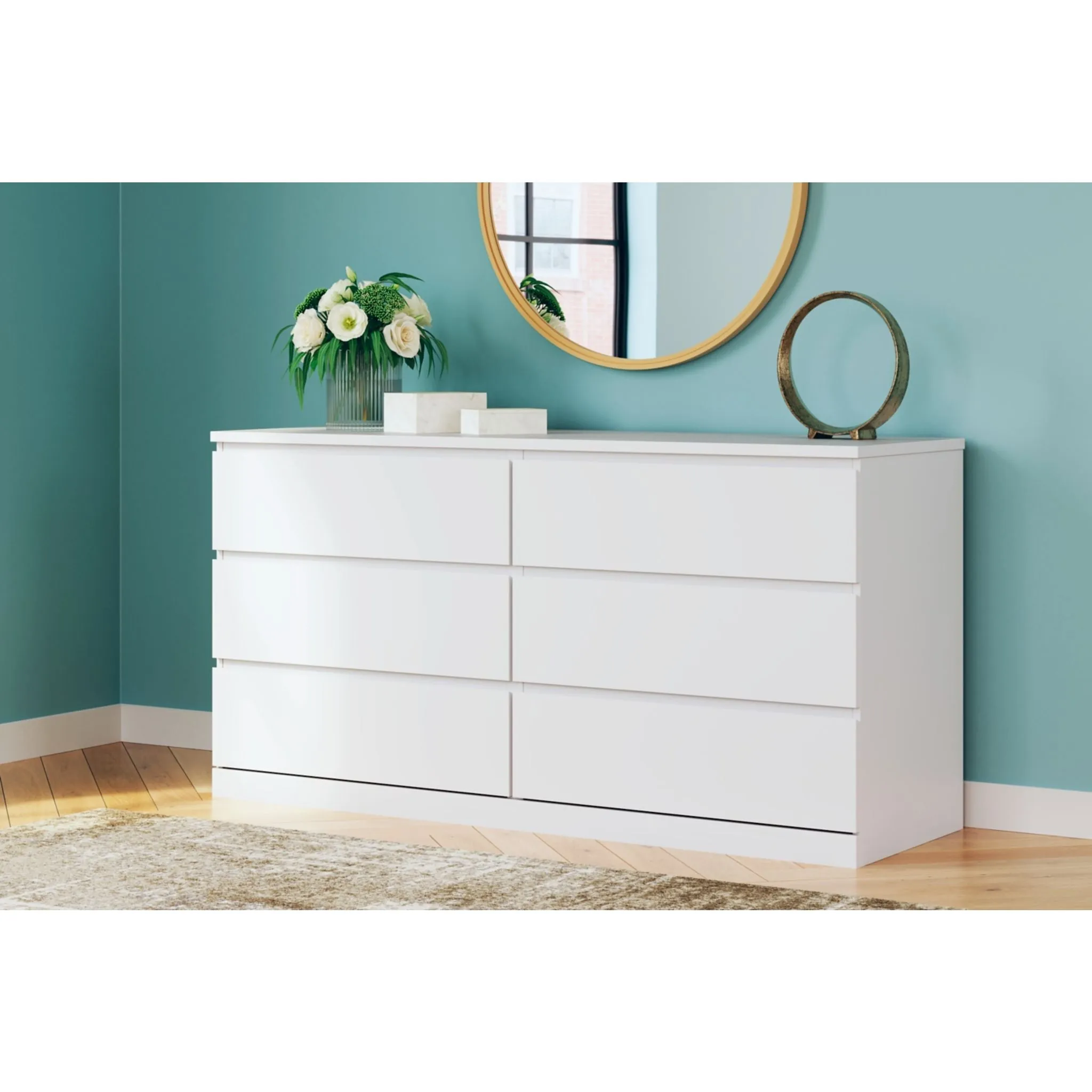 Onita Dresser