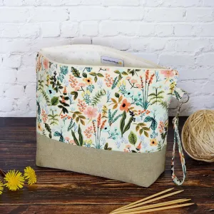 Pretty Floral Project Bag with Zipper and Wrist Strap