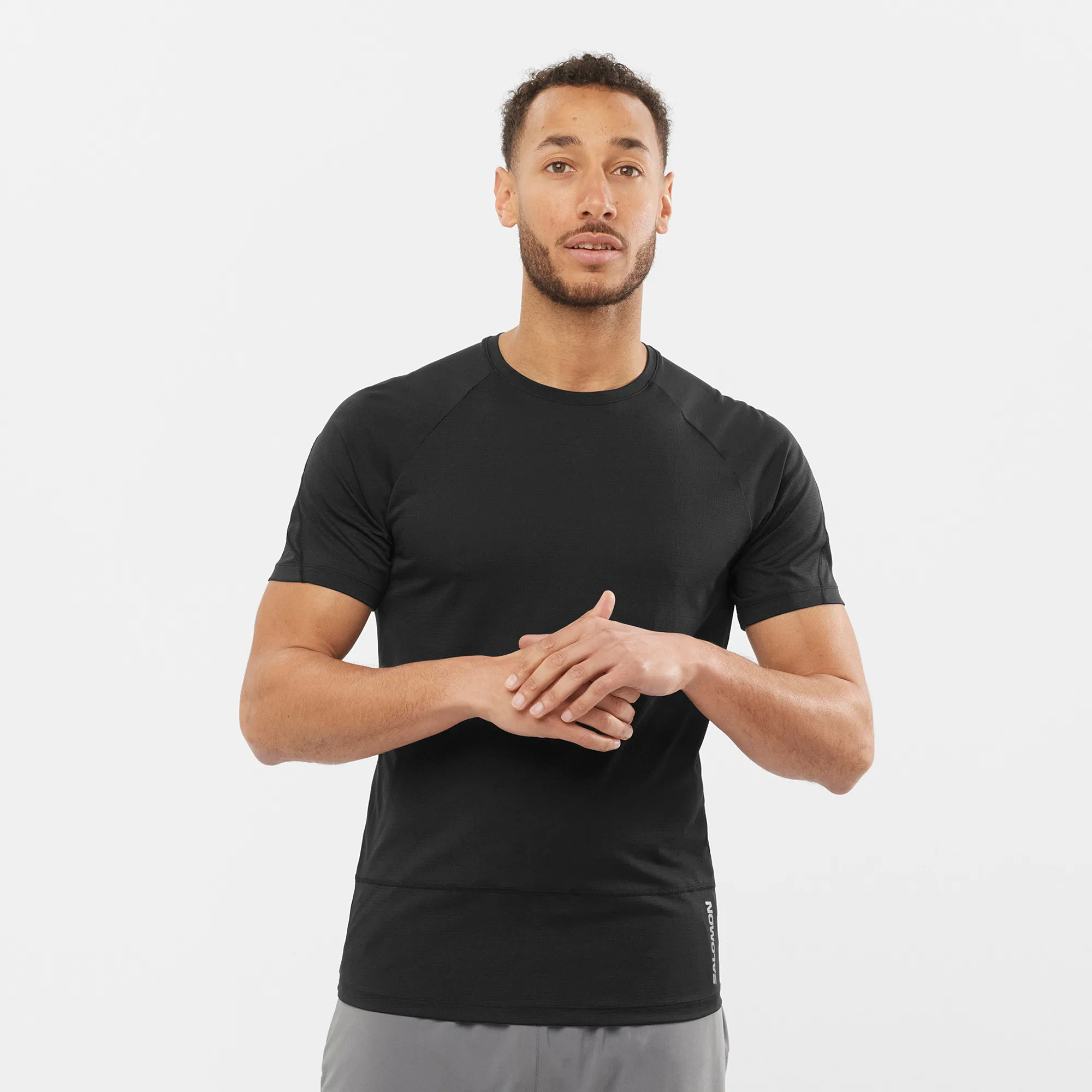 Salomon Men&#x27;s Cross Run Tee Deep Black | Buy Salomon Men&#x27;s Cross Run Tee Deep Black here | Outnorth