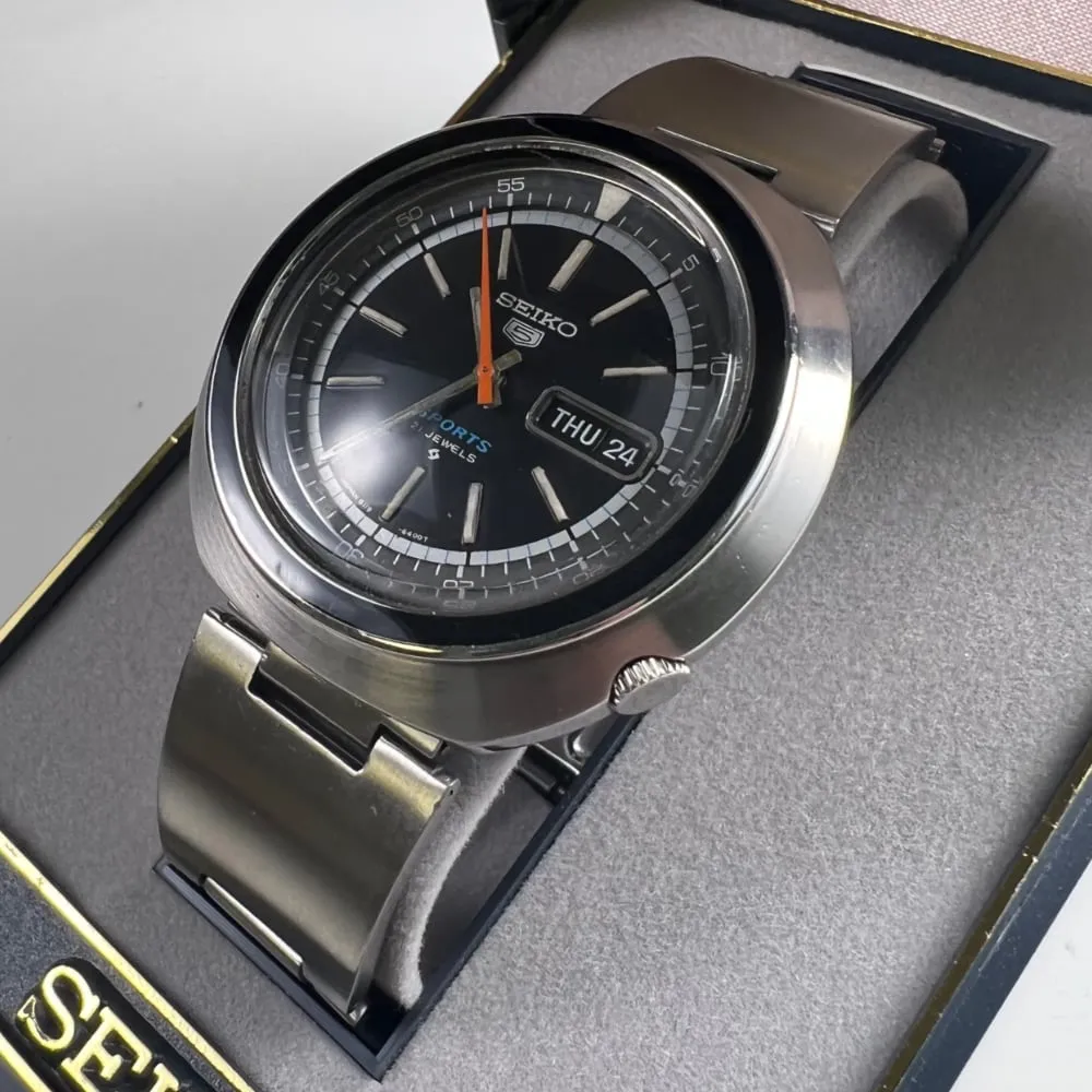 Seiko 5 Sports 6119-6400 "UFO"
