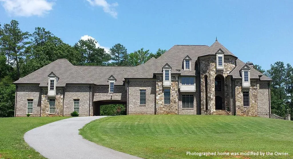 Spacious 3,302 sq ft Family Retreat with Elegant Features