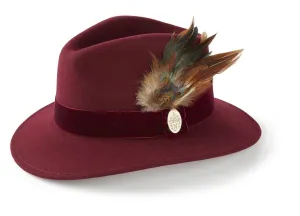 The Chelsworth Fedora in Maroon (Bronze Luxe Feather)