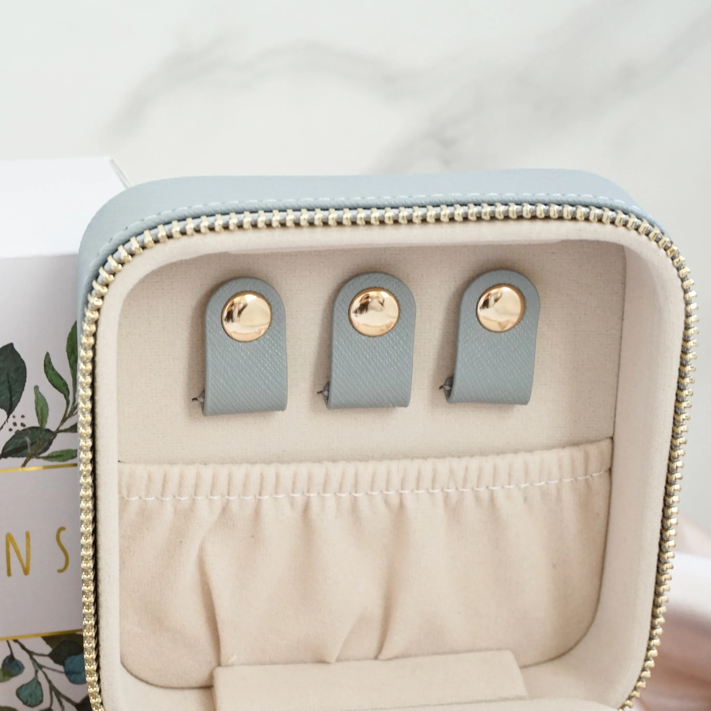Vegan Leather Jewelry Organizer - Grey
