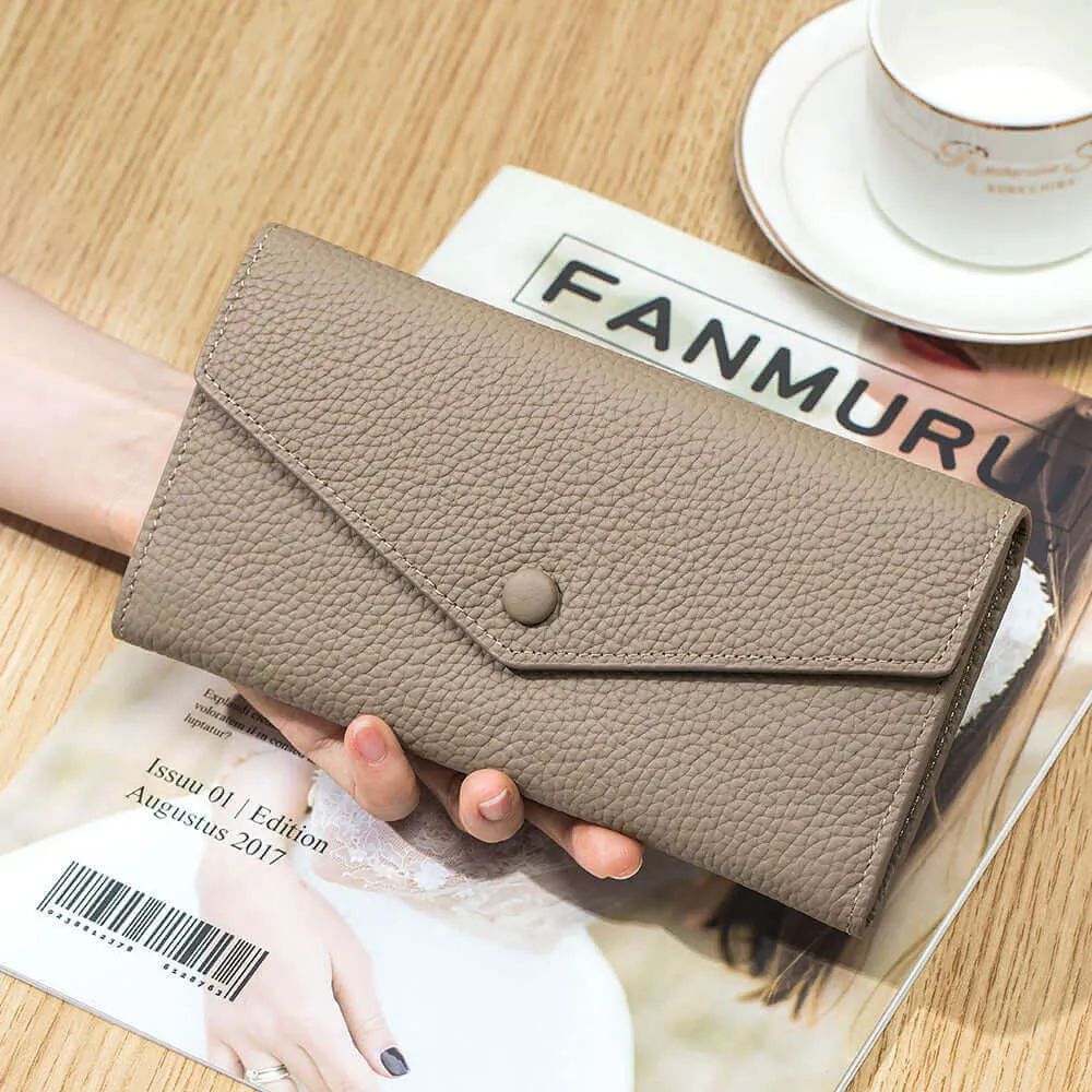 Women's Leather Bifold Envelope Wallet - Stylish and Spacious